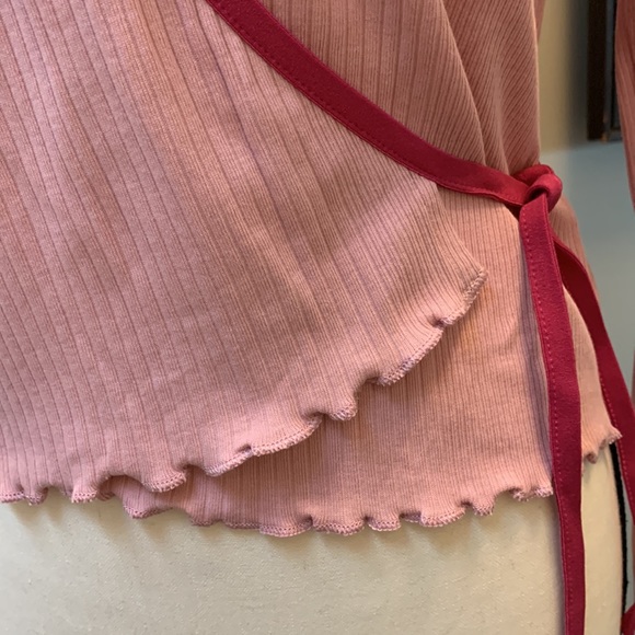 ANTHROPOLOGIE NWT wrap, lettuce hem and cuff, ribbed fabric - Picture 5 of 12